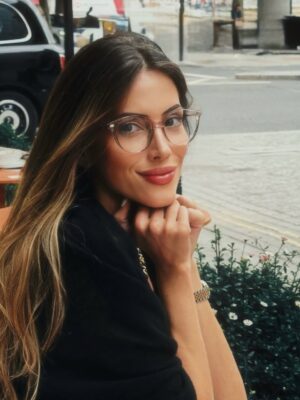 Natalia Carvajal Instagram - 🤓🇬🇧 @opticas_jimenez ♥️