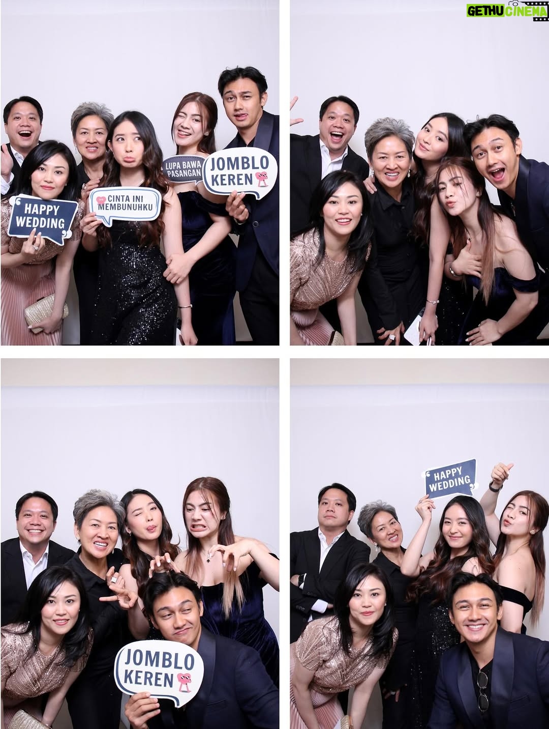 Natasha Wilona - 329.1K Likes - Happy wedding @azuraadatau & Eric! Langgeng sampai maut memisahkan ya, selamat menempuh hidup baru! Ikut bahagia liat tata ❤️🤗