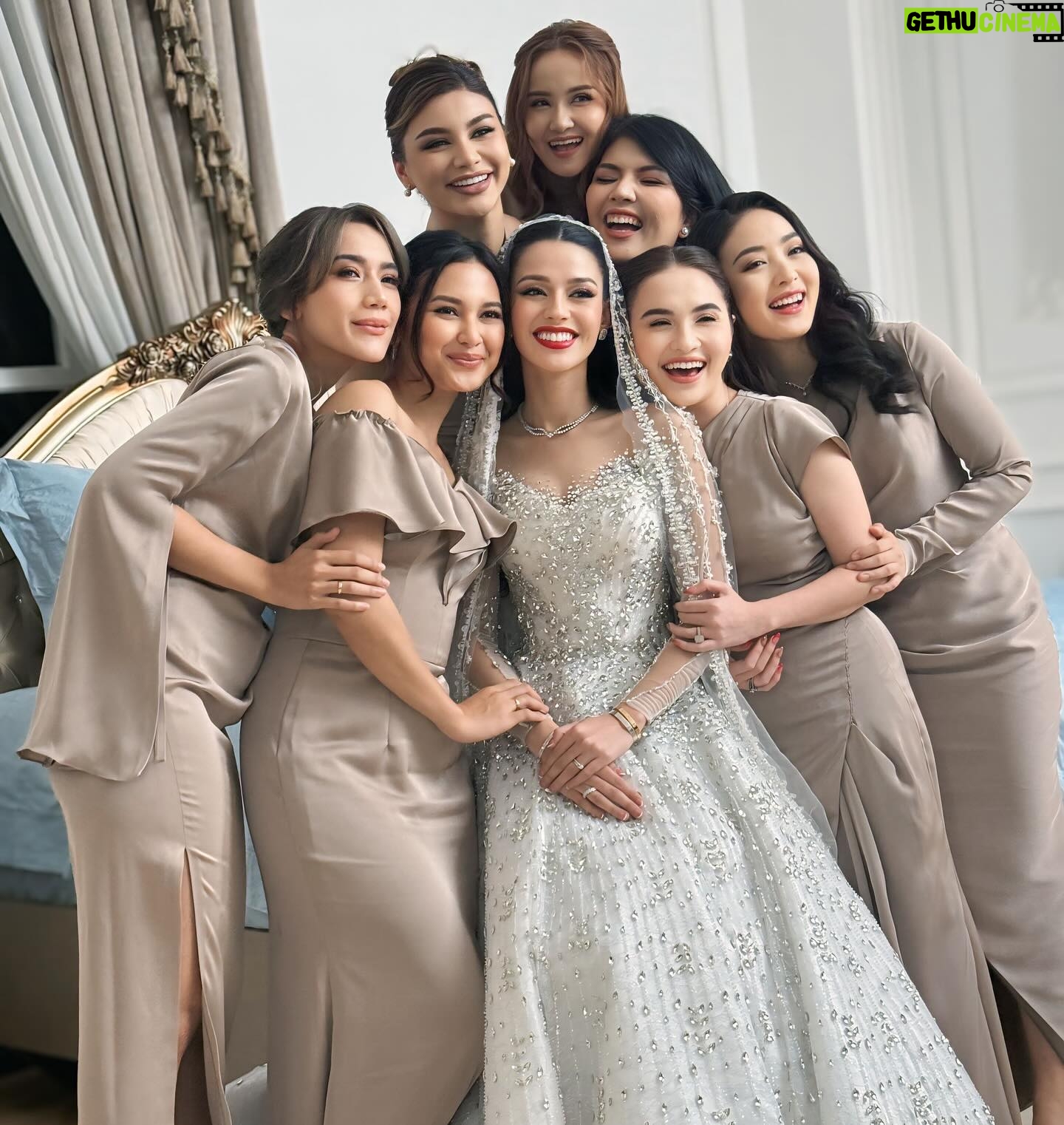 Natasha Wilona - 414K Likes - Coba tebak susan ngomong apa ke aku? 🤣