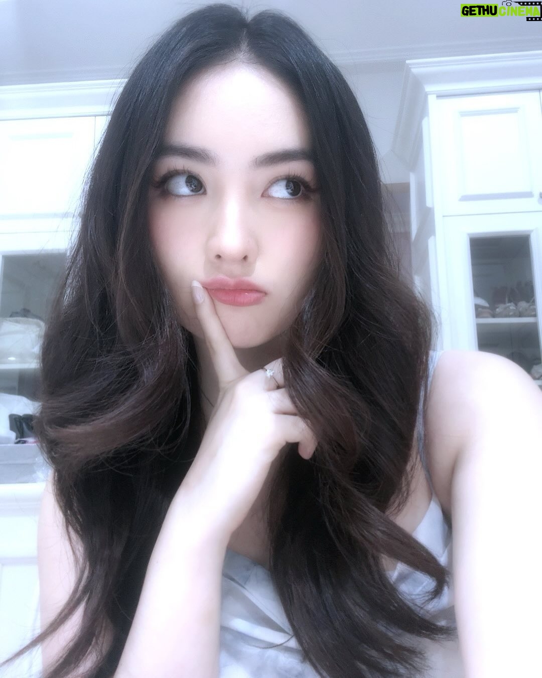 Natasha Wilona - 201.7K Likes - 👀