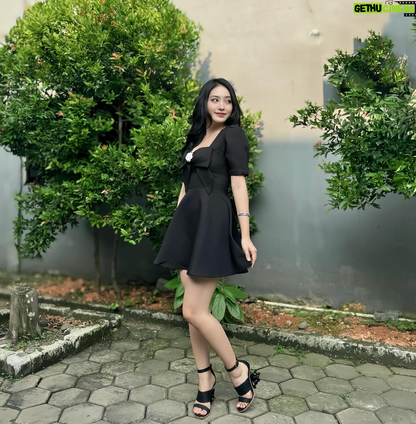 Natasha Wilona - 203.1K Likes - Life is full of beauty. Notice it 💕