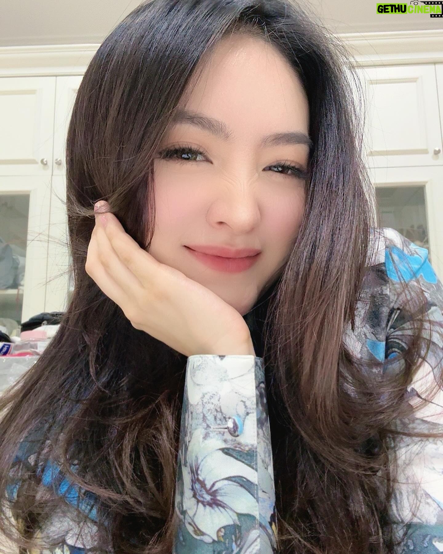 Natasha Wilona - 355.2K Likes - Hi