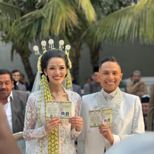 Natasha Wilona Instagram - Happy wedding my beloved bestfriend @susansameeh & Khalid! 
I wish u a happy & prosperous married life that lasts forever!
Im so happy for u ucan 🥹❤️ always support n pray the best for you!