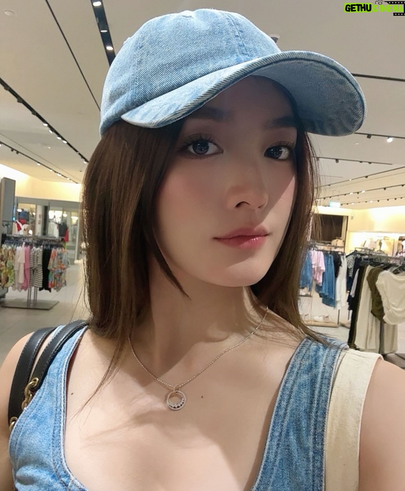 Natasha Wilona - 458.1K Likes - Hi! Lagi apa ?