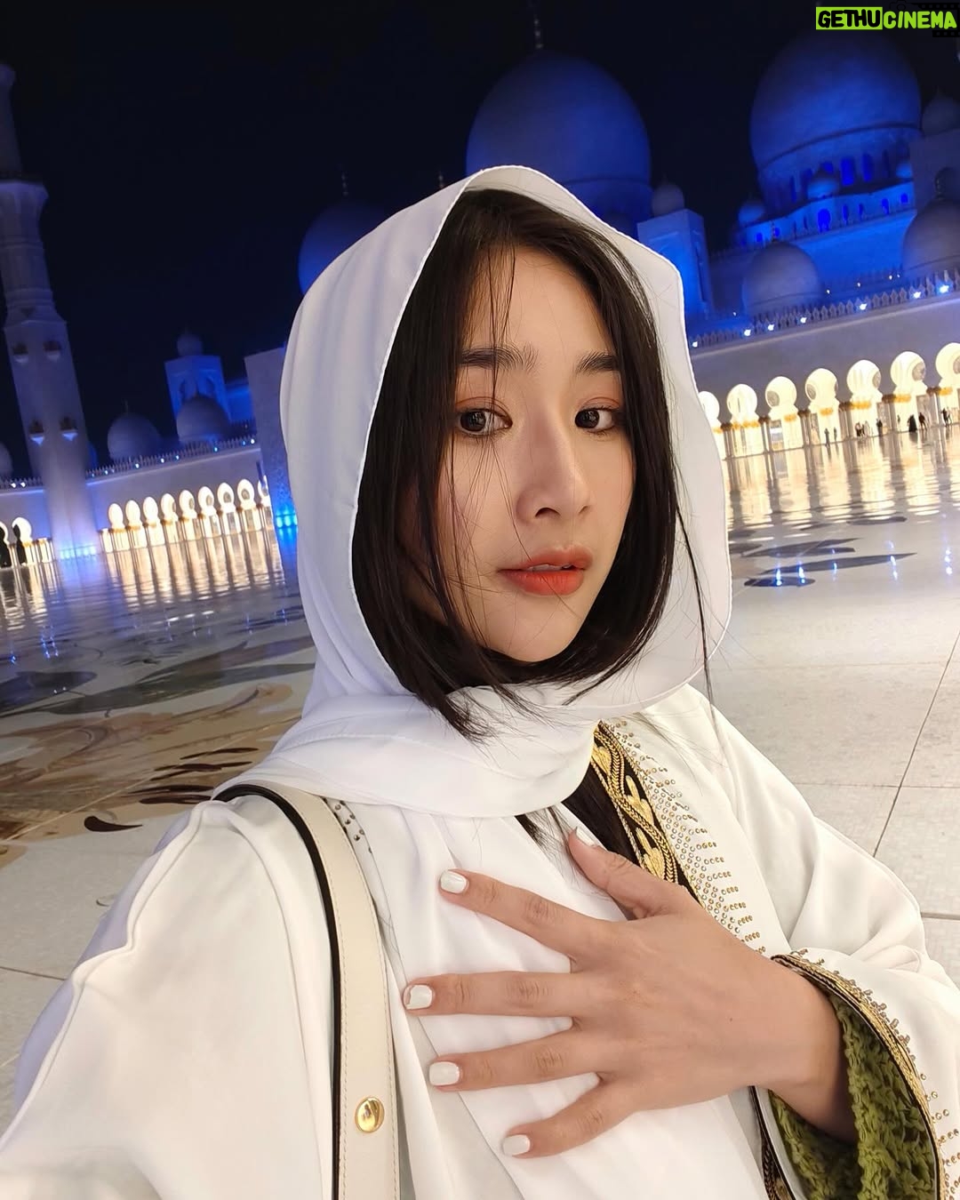 Naw Phaw Eh Htar - 6.1K Likes - Peace in every pillar, beauty in every detail 🪽✨