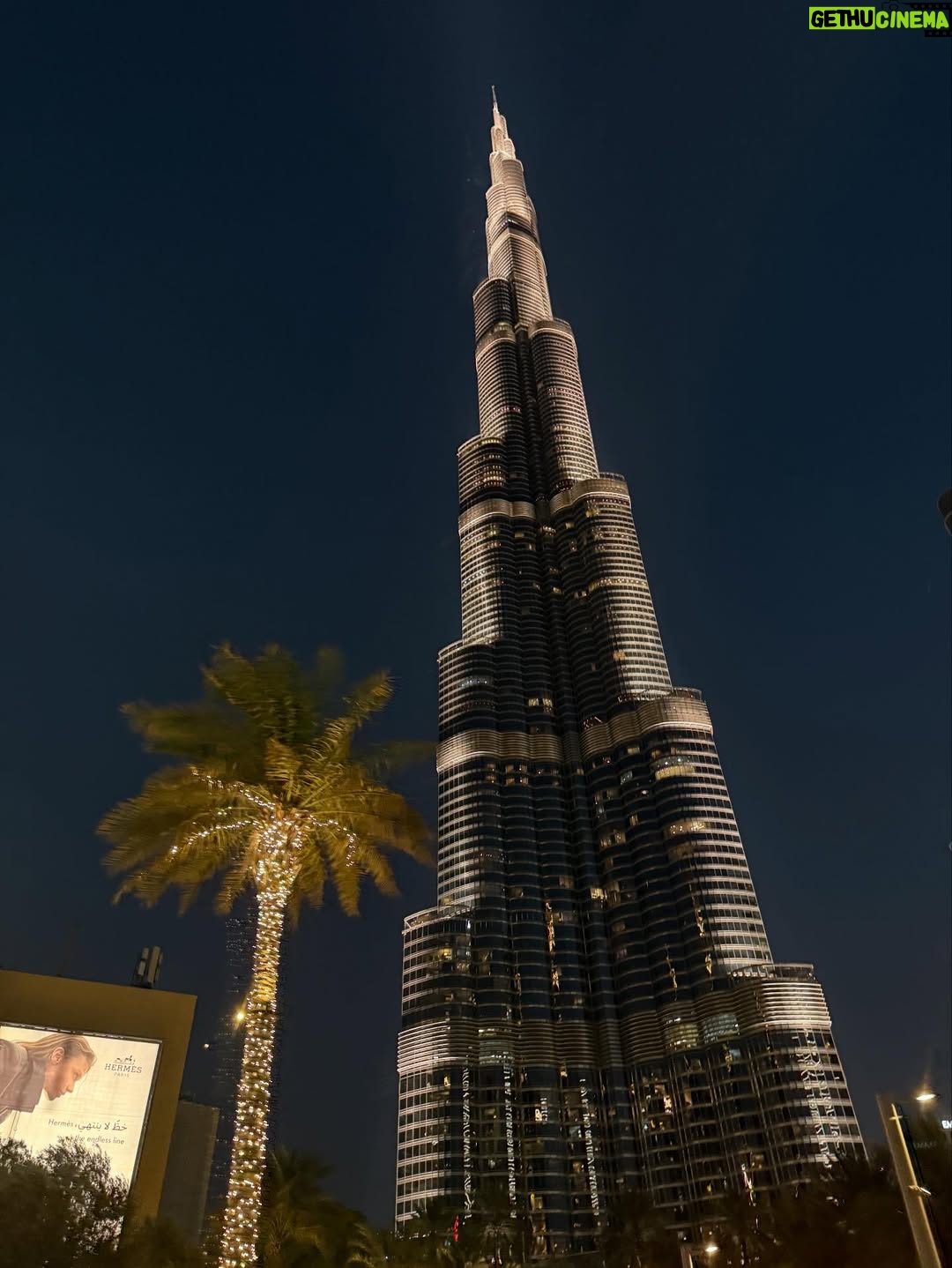 Naw Phaw Eh Htar - 6K Likes - Beauty in every angle : The Burj Khalifa 🪄