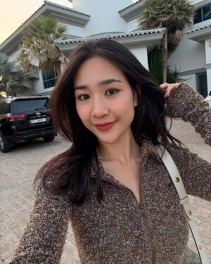 Naw Phaw Eh Htar Instagram - Album: Selfies 🫧🪽🍬🍃📍💞