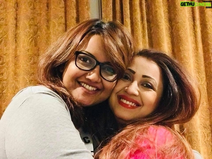 Nawsheen Nahreen Mou - 750 Likes - Happy Birthday bhabi love you so much♥️