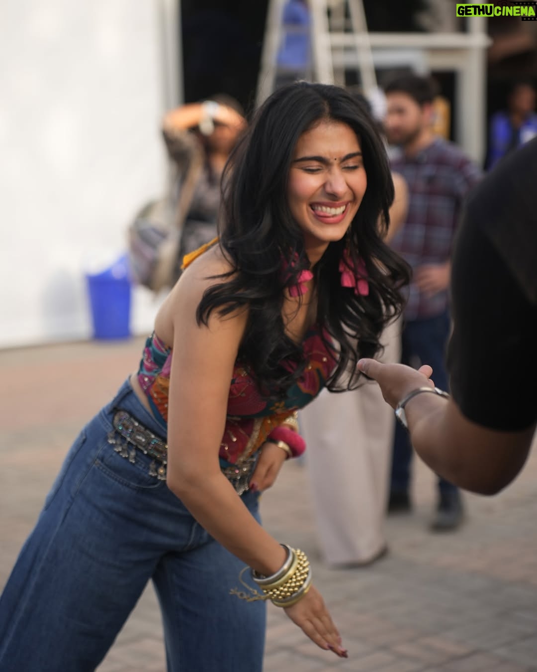 Nayab Midha - 460.3K Likes - Powered by moon phases and spontaneous decisions.

Your girl for @socialnationnow 🌺

Top- @rishiandvibhuti
Jewelry- @ritikasachdevaa
Styled- @simrankumar19
Style Team- @flushfriday 
📸 @dikkat.shoots