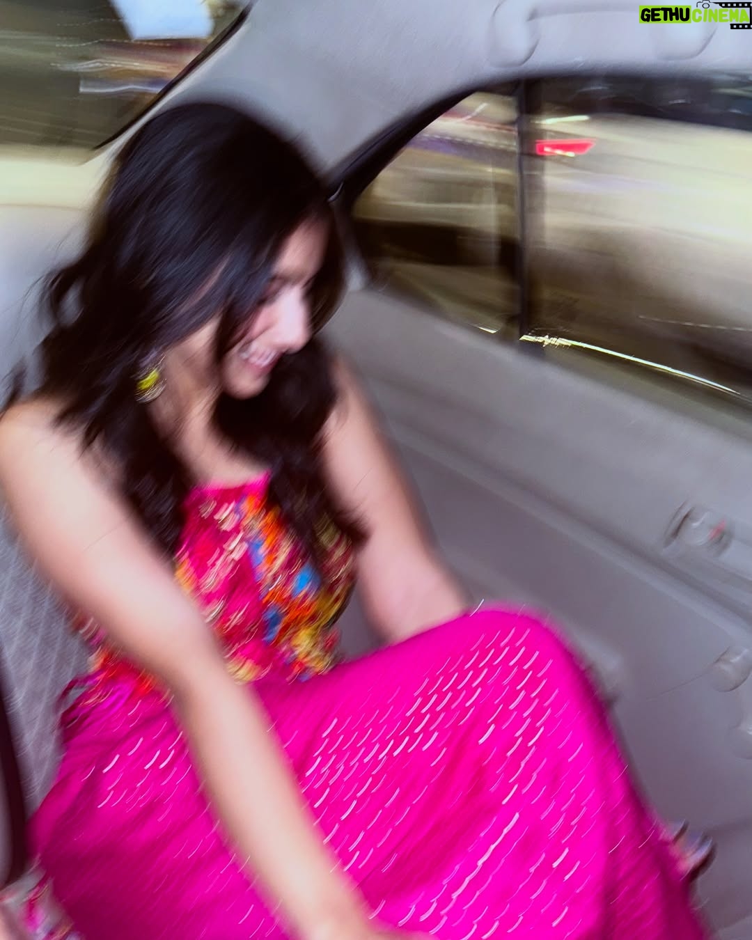 Nayab Midha - 249.4K Likes - Sab toh sohni, Saadi desi girl 💃🏻

Wearing mh fav fav @stylejunkiie 🫀