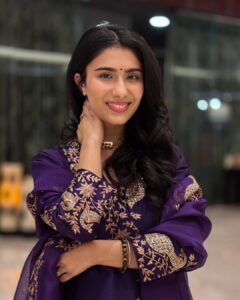 Actress Nayab Midha HD Photos and Wallpapers April 2025