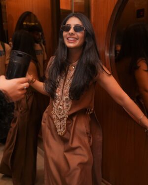 Nayab Midha Instagram - Tassavvur āØ
Earthy Browns Yesterday For IILM (@iilmgurugramofficial) š»
Wearing @seeaash.in
Styled by @simrankumar19
Clicked by @dikkat.shoots
Apni pasandeeda tasveer bata do?š«°š»