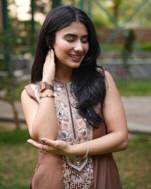 Nayab Midha Instagram - Tassavvur āØ
Earthy Browns Yesterday For IILM (@iilmgurugramofficial) š»
Wearing @seeaash.in
Styled by @simrankumar19
Clicked by @dikkat.shoots
Apni pasandeeda tasveer bata do?š«°š»