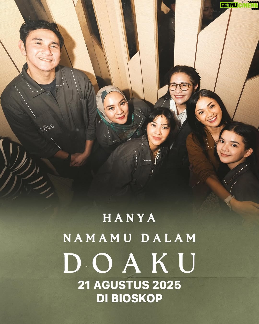 Naysila Mirdad - 3 Likes - Yogyakarta selalu seru!🙌

Senang sekali bisa bertemu kembali bareng teman-teman semua, dan berbagai keseruan bersama🫶🥰

Terima kasih buat teman-teman semua yang udah menyempatkan buat nonton bareng, yang belum tunggu kita di bioskop mulai 21 Agustus yaaa💚

#HanyaNamamuDalamDoaku #HNDD #MencintaimuDalamDoa