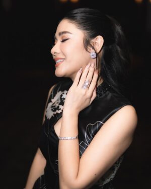 Naysila Mirdad Instagram - Gala Premiere #TABAYYUN ❤️