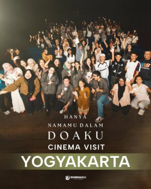 Naysila Mirdad Instagram - Yogyakarta selalu seru!🙌
Senang sekali bisa bertemu kembali bareng teman-teman semua, dan berbagai keseruan bersama🫶🥰
Terima kasih buat teman-teman semua yang udah menyempatkan buat nonton bareng, yang belum tunggu kita di bioskop mulai 21 Agustus yaaa💚
#HanyaNamamuDalamDoaku #HNDD #MencintaimuDalamDoa