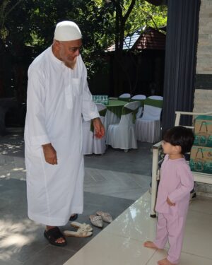 Neelofa Instagram - First day of Syawal. Matching outfits, matching hearts.