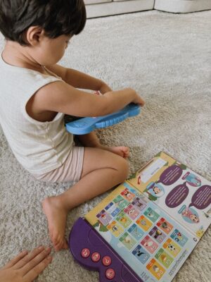 Neelofa Instagram - Sebab hidup tak selalu ada tema, kadang just⦠moments, Ų§ŁŲŁ
ŲÆŁŁŁŁ untuk semuanya š¤²š¼š