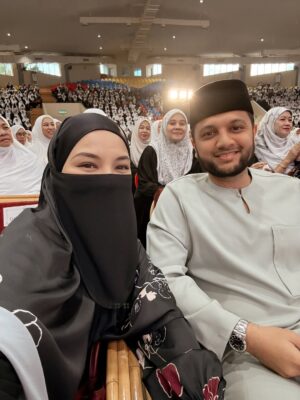 Neelofa Instagram - Alhamdulilla every little moment with family is a blessing from Allah