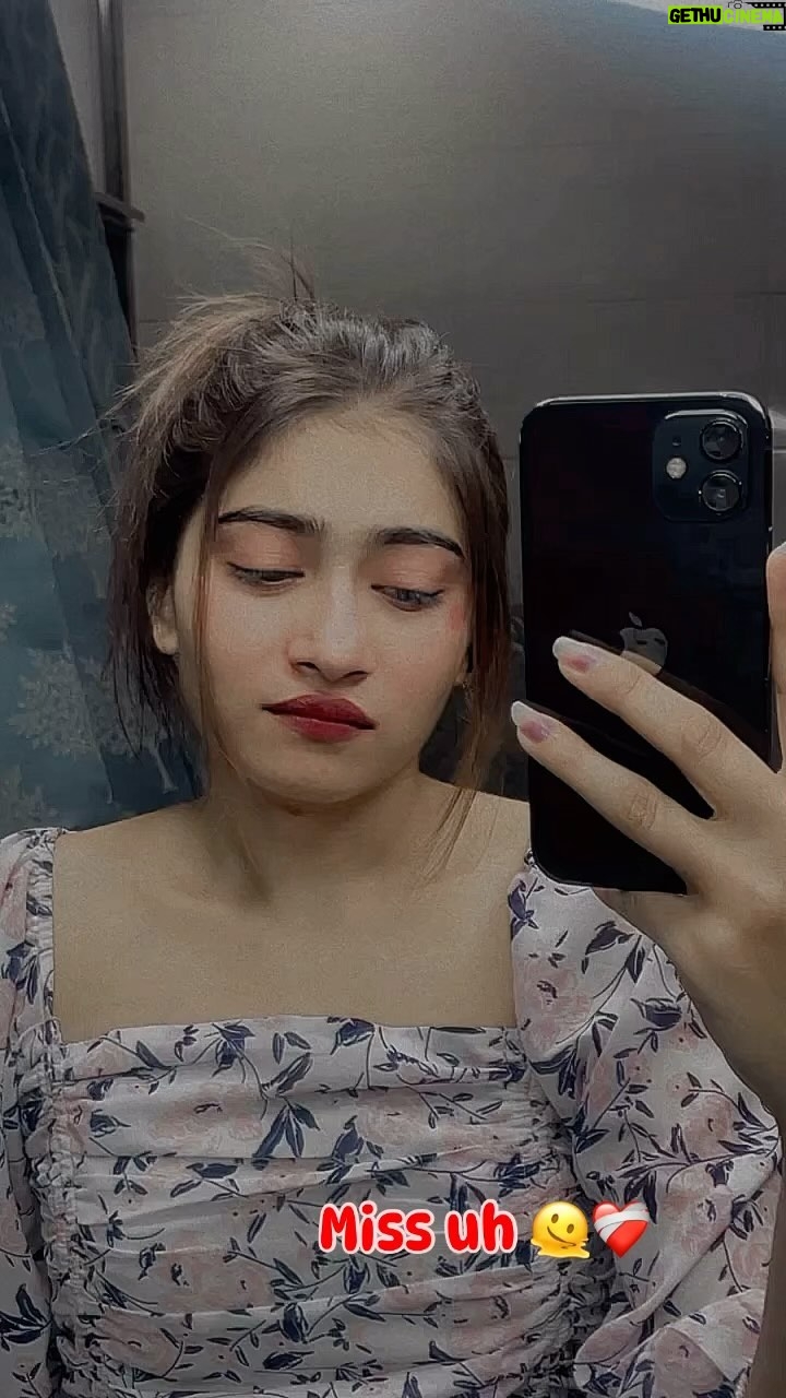 Neeru Yadav - 79.5K Likes - 🫠🖤bade rakhe Mai vrat tenu Pon vaste