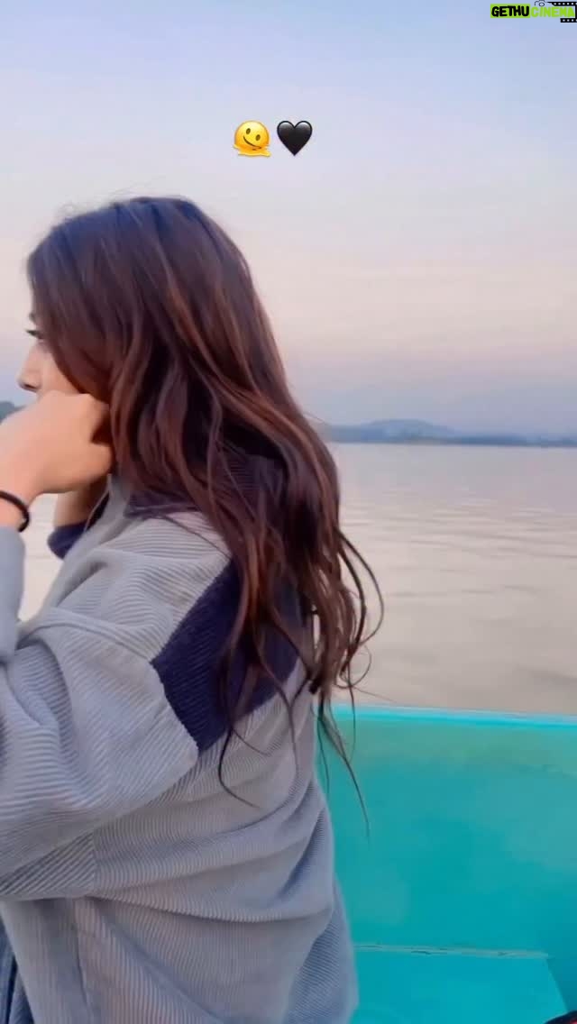 Neeru Yadav - 76.2K Likes - 💔🙂