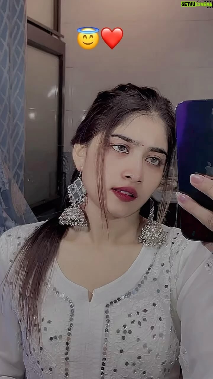 Neeru Yadav - 310.2K Likes - 🥰🧿🫀