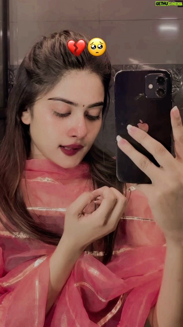 Neeru Yadav - 63K Likes - इंतज़ार करना हक है मेरा 🙂⌚️❤️‍🩹