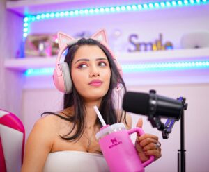 Neetu Bisht Instagram - From cracking jokes to cracking levels — officially entering the gaming zone! First-ever gaming setup photoshoot, and trust me… this is just the loading screen. Ready. Set. Game on!
💖❤️
#neetugaming #neetubisht