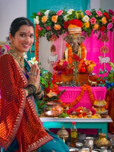 Actress Neetu Bisht HD Photos and Wallpapers September 2025