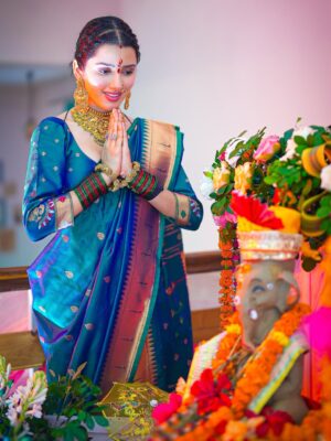 Neetu Bisht Instagram - On this auspicious day of Ganesh Chaturthi 🌸✨ feeling blessed to be a part of the celebration. Thank you so much for inviting us 🙏
@smashiwal ❤️