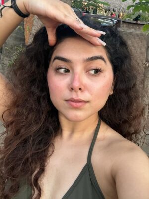 Neha Bhandari Instagram - Wait is it me ? ☀️🏖️