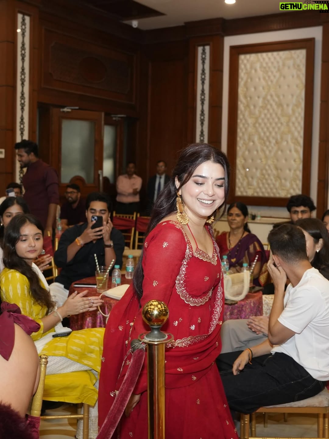 Neha Bhandari - 165.7K Likes - Still trying to find the right words… but THIS moment 😬
To be seen, celebrated, and honoured like this it’s surreal Thank you for the love, the respect, and this beautiful recognition. 🫶🏻🧿
Forever grateful to everyone who’s been part of my journey and a heartfelt thank you to @kedarbeyondcreations for this award it truly means the world
