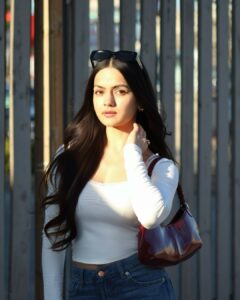 Actress Neha Jethwani HD Photos and Wallpapers May 2025