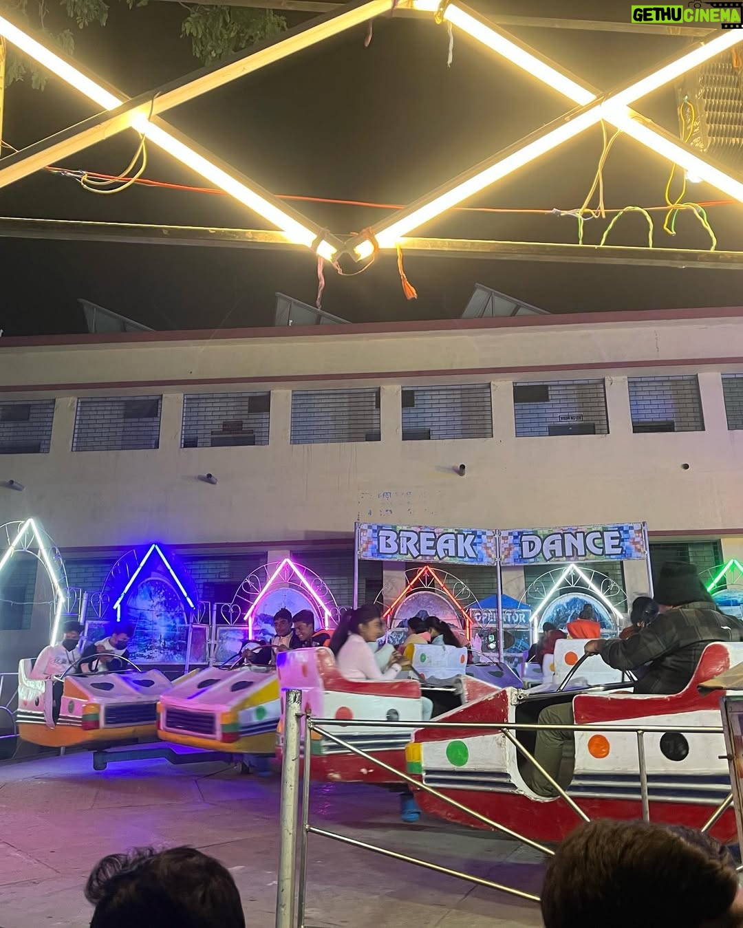 Neha Khatun - 12.8K Likes - Sometimes it’s okay to break convention🎡
..
#instagram #explorepage #instagramphotos