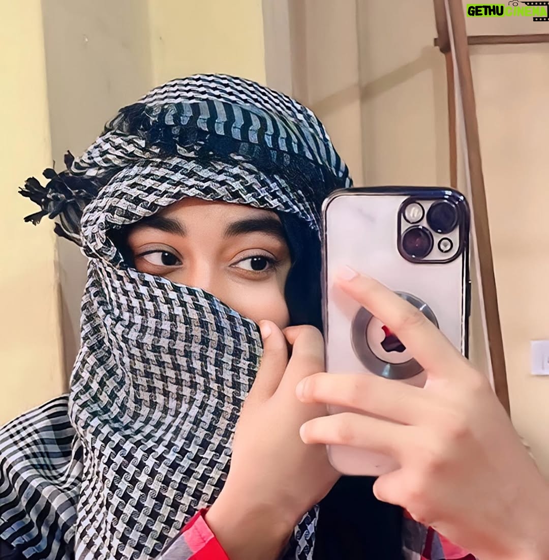 Neha Khatun - 20.8K Likes - This eyes still see you in every sunset👀..