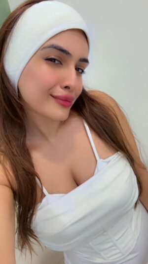Neha Malik Instagram - Lift Your Skin Without Lifting a Finger: My Non-Invasive Facelift at Queen's Clinic
Book your appointment now:
📞 Phone: Andheri Branch 91 9324582503,
Santacruz Branch-85914 17068
📬 Email: queensbydrumaira@gmail.com
📍 Location: Crystal Mall, 211, New Link Rd,
Andheri West, Mumbai, Maharashtra
📍 Location: 81 Crest Linking Rd, Santacruz (West), Mumbai, Maharashtra 400054
#NonSurgicalFacelift #SkinTightening #FaceLifting #Ultherapy #HIFUResults #AntiAgingTreatment #NonInvasiveTreatment #YouthfulSkin #AestheticClinic #QueensClinic #SkinCareClinic #BeautyTreatment #SkinGoals #GlowUp #FaceLiftWithoutSurgery #MedicalAesthetics #SkinRevive #RejuvenationTreatment #HIFUMumbai #MumbaiSkinClinic #HIFUIndia #MumbaiFacelift #bestskinclinicmumbai