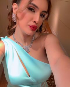 Actress Neha Malik HD Photos and Wallpapers July 2025