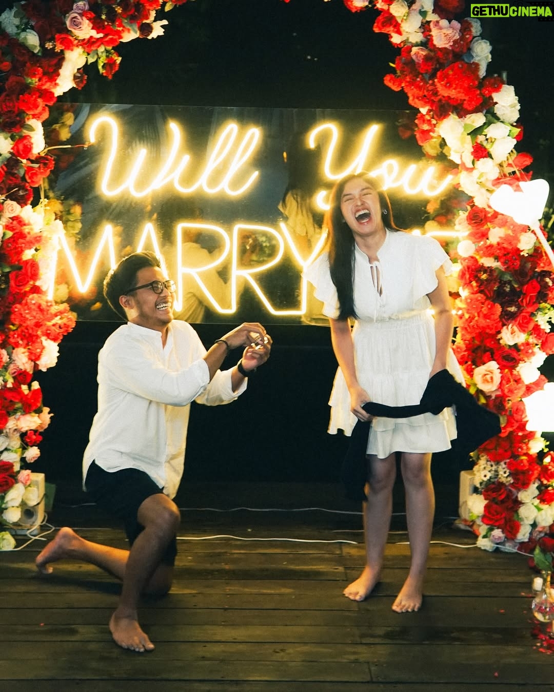 Neneng Rosediana - 181.9K Likes - I said “YES” to everything with you 💍 .
You are the best thing I never planned 19.01.2025 🤍
• 
•
@jewelleryanda

📸 : @aldimochtar