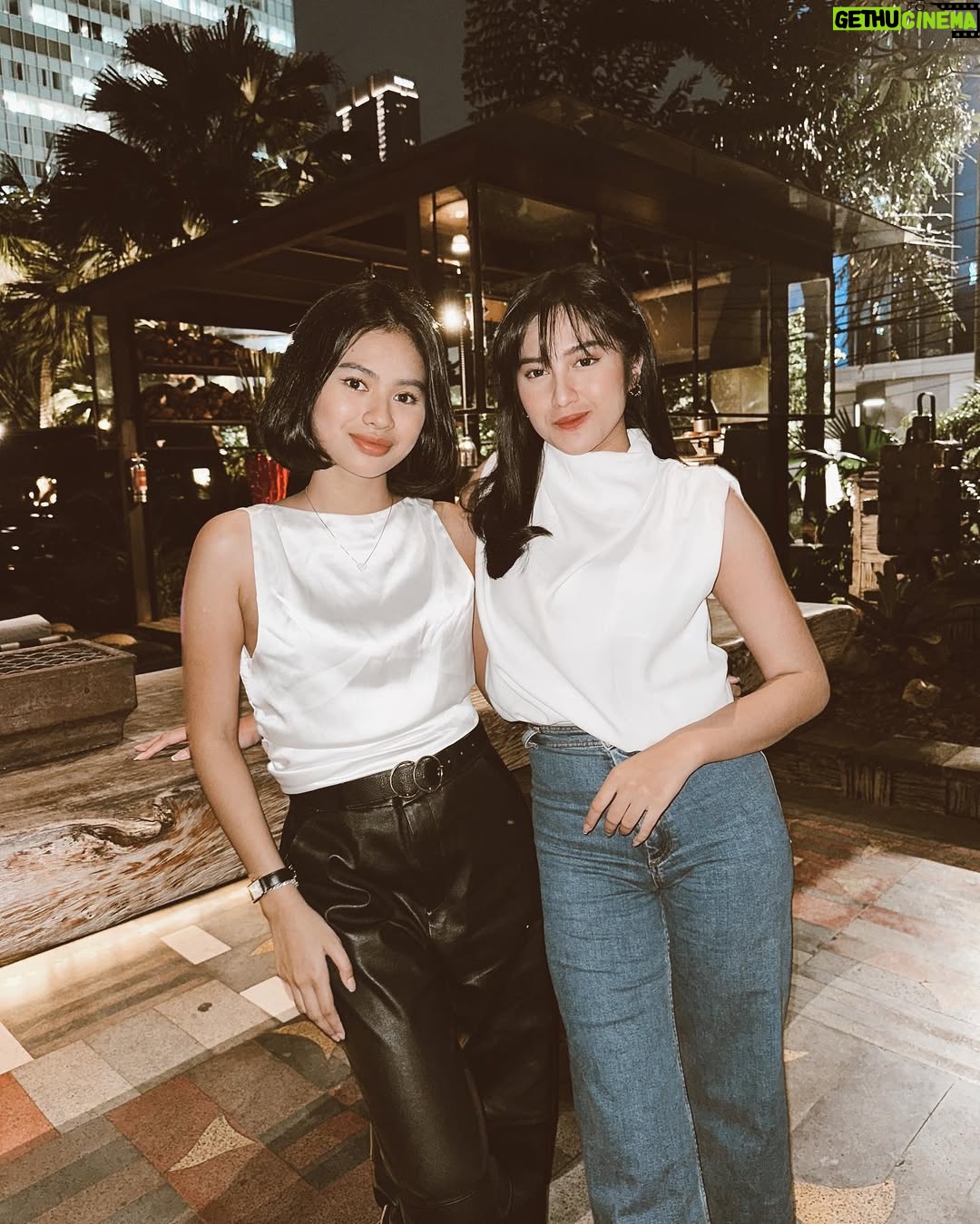 Neneng Rosediana - 87.9K Likes - 