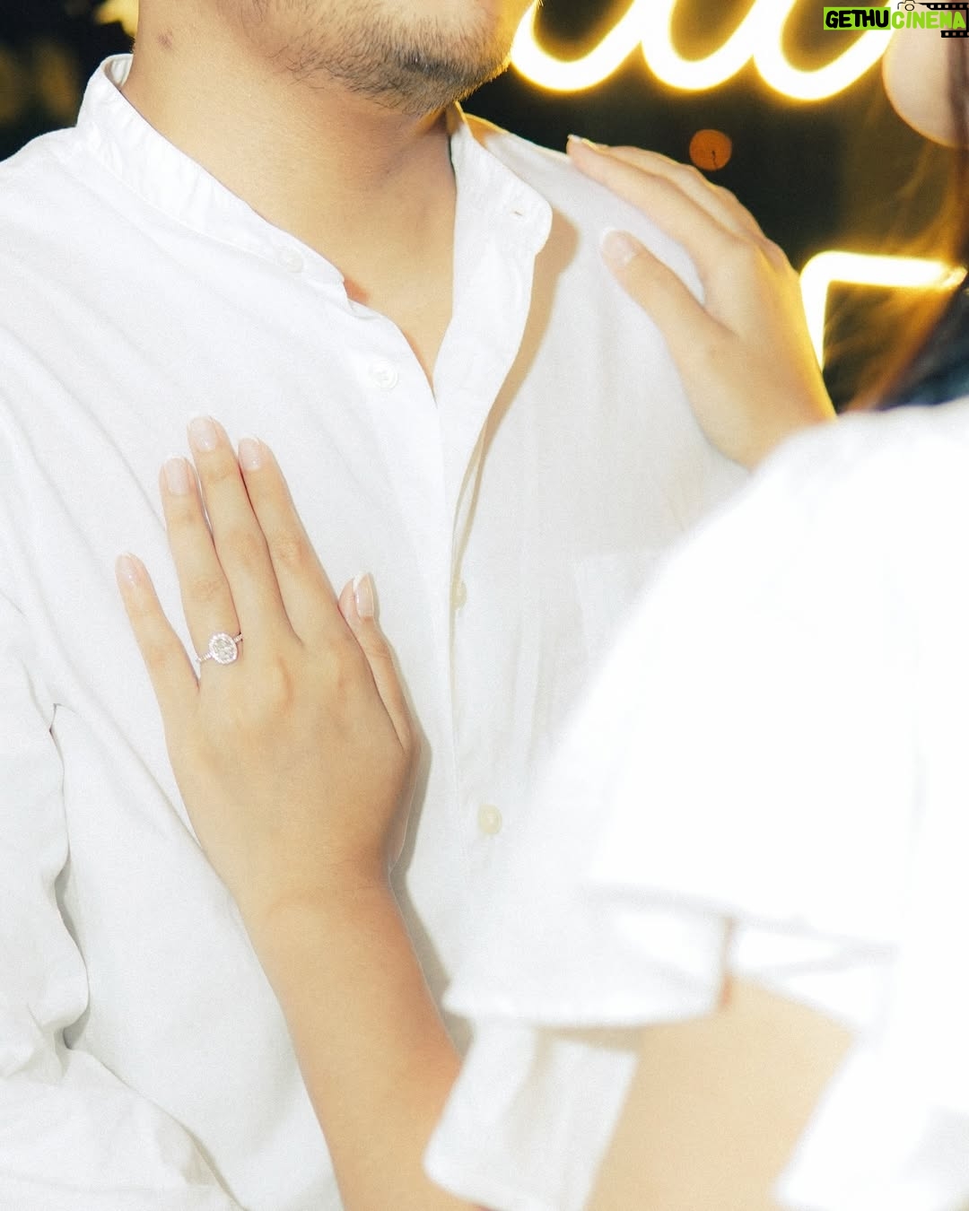 Neneng Rosediana - 181.9K Likes - I said “YES” to everything with you 💍 .
You are the best thing I never planned 19.01.2025 🤍
• 
•
@jewelleryanda

📸 : @aldimochtar