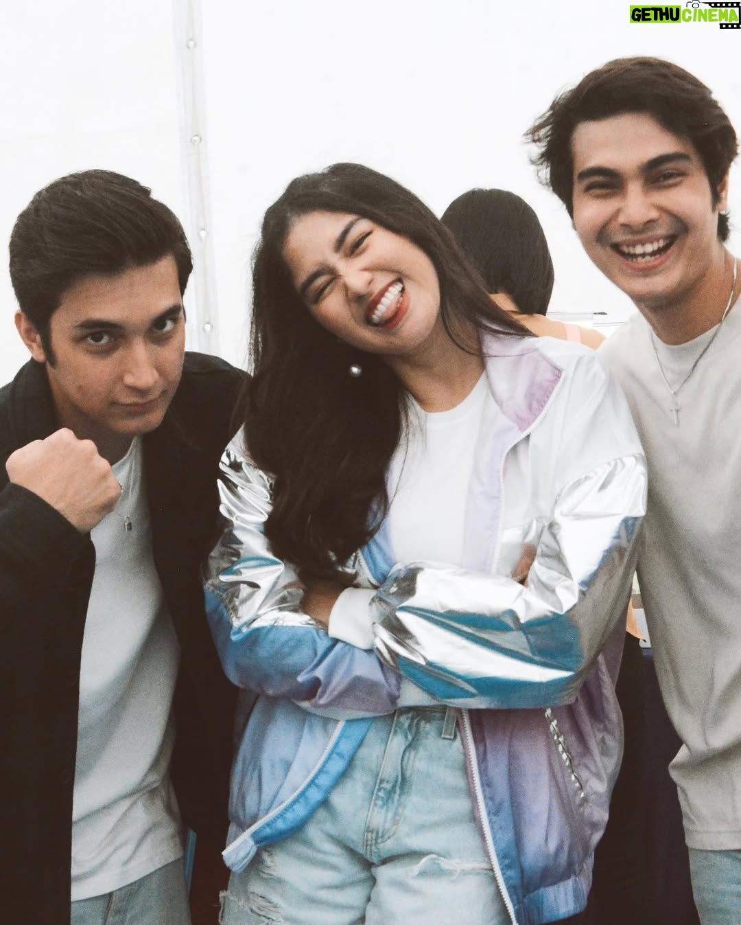 Neneng Rosediana - 62.9K Likes - Siap melihat kehidupan Rindu ,Suci ,Devan dan Erel mulai hari ini ? 🥹🫶🏻 setiap hari pukul 15.30 WIB hanya di @sctv @sinemart_ph