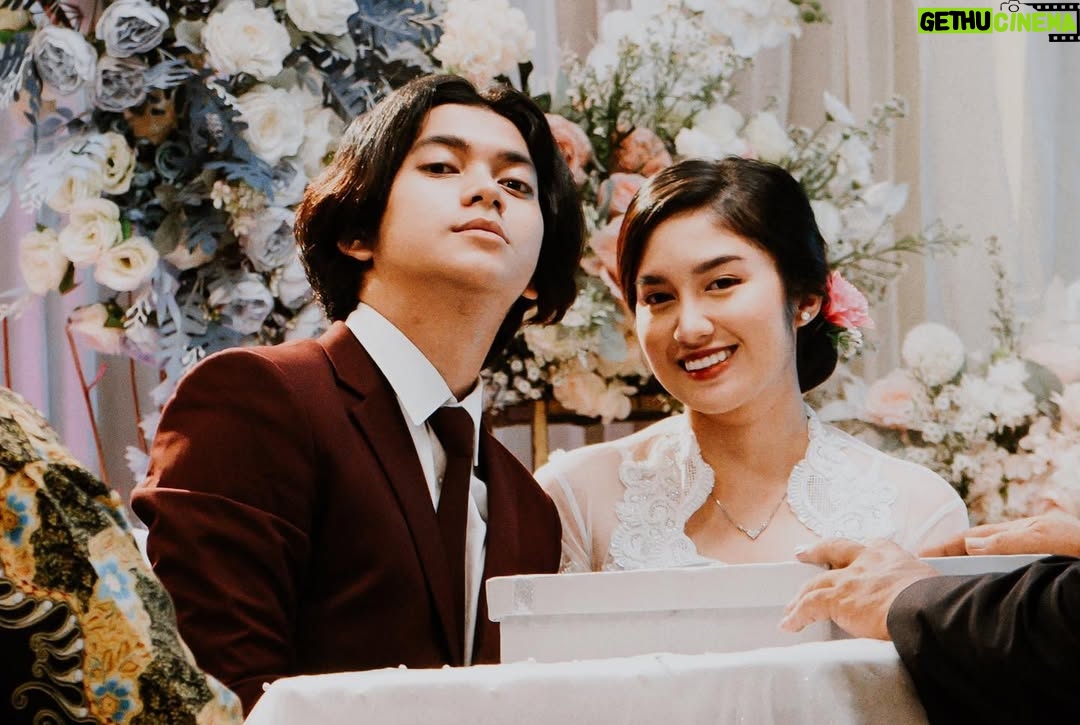 Neneng Rosediana - 71.7K Likes - Sampai bertemu Rey & Bella besok di @genflix ! 🤍@unlimited_production @ketuabemandhsw