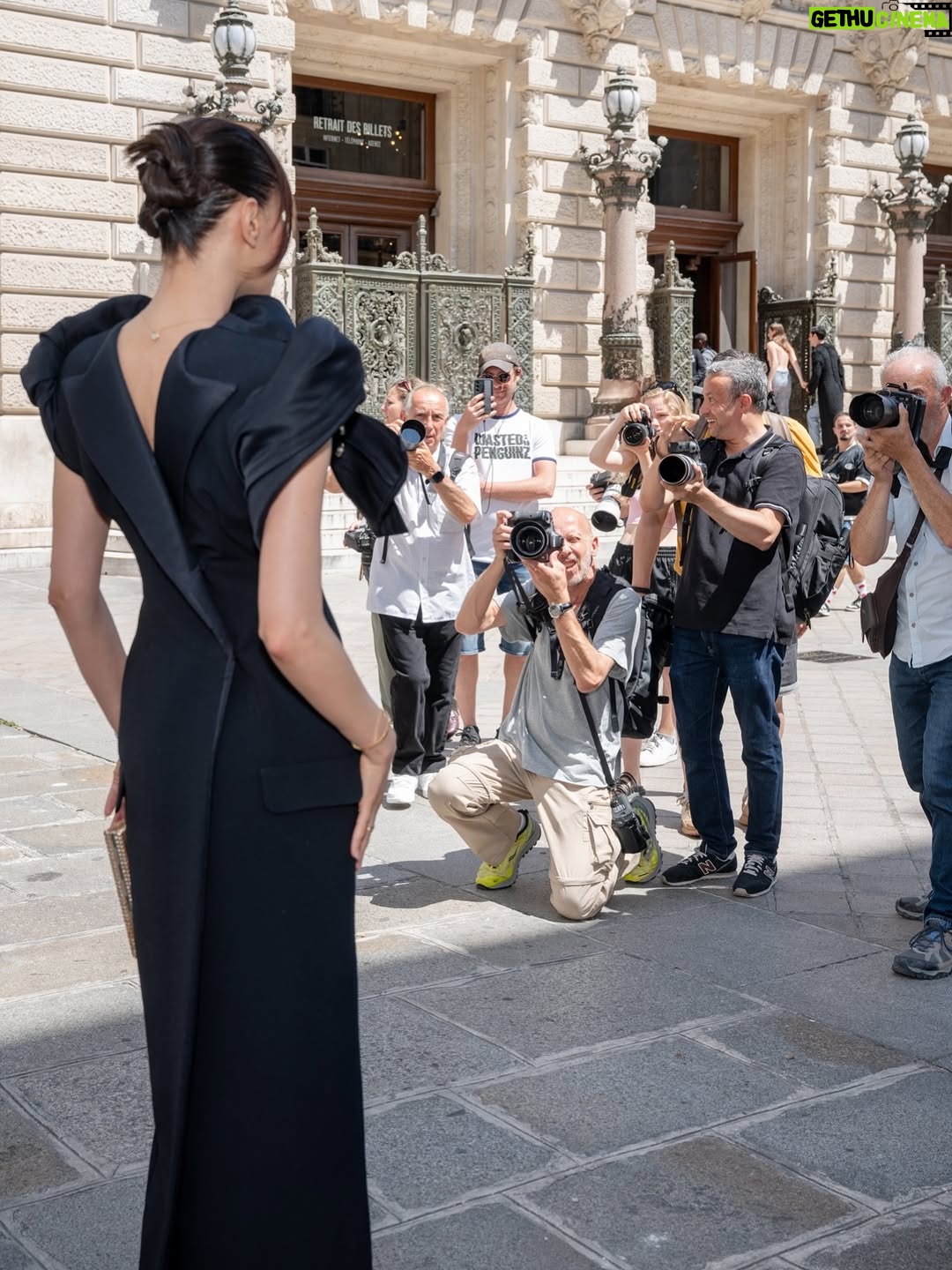 Nesrin Sanad - 3 Likes - Never too late to share this phenomenal show @peetdullaert ✨🪽
you never cease to stir awe in my heart and weave pure romance into every piece🫶👏
@hautecoutureweek @parisfashionweek 

Photo @wu.photo.video 

Dress @peetdullaert 
Jewelry @cartier 
Watch @rolex 
Shoes @ysl 
Clutch @judithleiberny @judithleiberme @giorgiaviolacom 

Glam team
MUA @tomsapin 
Hair @annacecchismith @beppedeliaofficial @beautick_official
.

.
.
.
.
.
.
.
.
.
.
.
#HauteCouture #Paris #PeetDullaert #PeetDullaertCouture #Fw25 #Hcw #NesrinSanad #HauteCoutureWeek #ParisFashionWeek #Pfw #Pfw2025 #Pfw25 #ParisFashionWeek2025 #Pfw2025Fw