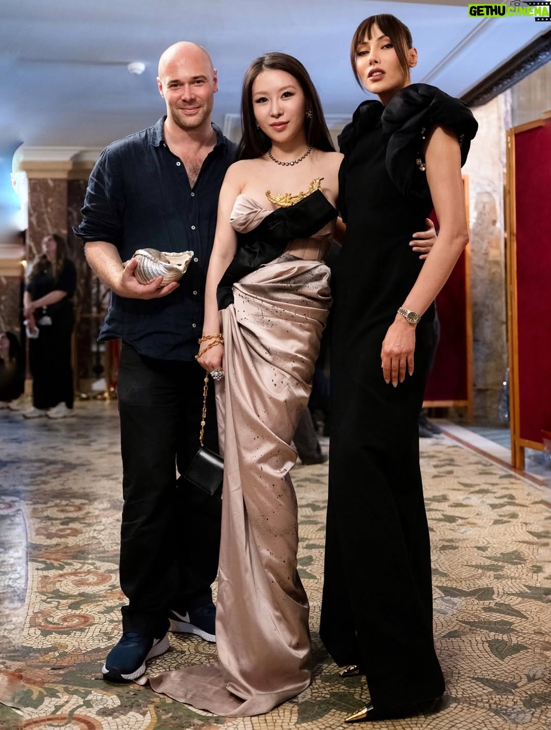 Nesrin Sanad - 3 Likes - Never too late to share this phenomenal show @peetdullaert ✨🪽
you never cease to stir awe in my heart and weave pure romance into every piece🫶👏
@hautecoutureweek @parisfashionweek 

Photo @wu.photo.video 

Dress @peetdullaert 
Jewelry @cartier 
Watch @rolex 
Shoes @ysl 
Clutch @judithleiberny @judithleiberme @giorgiaviolacom 

Glam team
MUA @tomsapin 
Hair @annacecchismith @beppedeliaofficial @beautick_official
.

.
.
.
.
.
.
.
.
.
.
.
#HauteCouture #Paris #PeetDullaert #PeetDullaertCouture #Fw25 #Hcw #NesrinSanad #HauteCoutureWeek #ParisFashionWeek #Pfw #Pfw2025 #Pfw25 #ParisFashionWeek2025 #Pfw2025Fw