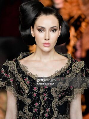 Nesrin Sanad Instagram - Grateful for the moments filled with light, laughter, and the kind of energy that lifts your soul🫶✨
@francksorbier x @hautecoutureweek @parisfashionweek
.
.
.
.
.
.
.
.
.
.
.
.
#HauteCouture #Paris #FranckSorbier #FranckSorbierCouture #Eldorado #Incas #Fw25 #Hcw #NesrinSanad #HauteCoutureWeek #ParisFashionWeek #Pfw #Pfw2025 #Pfw25 #ParisFashionWeek2025 #Pfw2025Fw