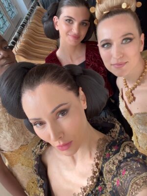 Nesrin Sanad Instagram - @francksorbier Haute Couture Hiver 2025/2026
A dream come true and an honor to be one of L’Eldorado show lady of Lima 💛🔱 
@hautecoutureweek @parisfashionweek 
.
.
Makeup @anne_arnold_makeup 
Hair @fred.pavardpro @alexandredeparis_salons 
.
.
.
.
.
.
.
.
.
.
.
.
#FranckSorbier #FranckSorbierCouture #FW25 #HCW #NesrinSanad #HauteCoutureWeek #ParisFashionWeek #PFW #pfw2025 #PFW25 #ParisFashionWeek2025 #PFW2025FW