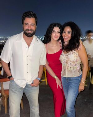 Nesrine AMIN Instagram - Cairo nights with @moatasemalnahar @sara_barakah ❤️ 🇪🇬 🇸🇾
Happiest birthday love @sara_barakah 🎂