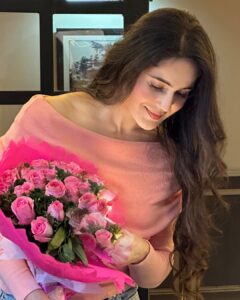 Neyha Thakur Top 100 Instagram Photos and Posts