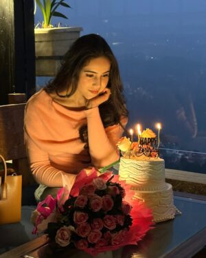 Neyha Thakur Instagram - #latepost Throwing it back to the day✨ I celebrated another year of growth, dreams, and self-love! 🎂✨
Birthday pictures deserve their moment, even if it’s fashionably late! 🙈🎈✨
💖
✨
💖top : comment for the link 🔗
✨
💖
✨
#Birthday #PhotoOfTheDay #Photography #Top #Trending #Fashion #India #Hairstyle #LongCare #Hairstyles #MakeUp #Fashion #TrendingFashion #Himachal #HimachalPradesh #Shimla
