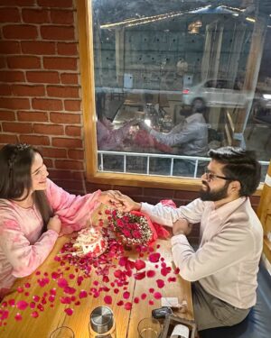Neyha Thakur Instagram -